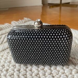 NWOT: Costa Blanca Clutch